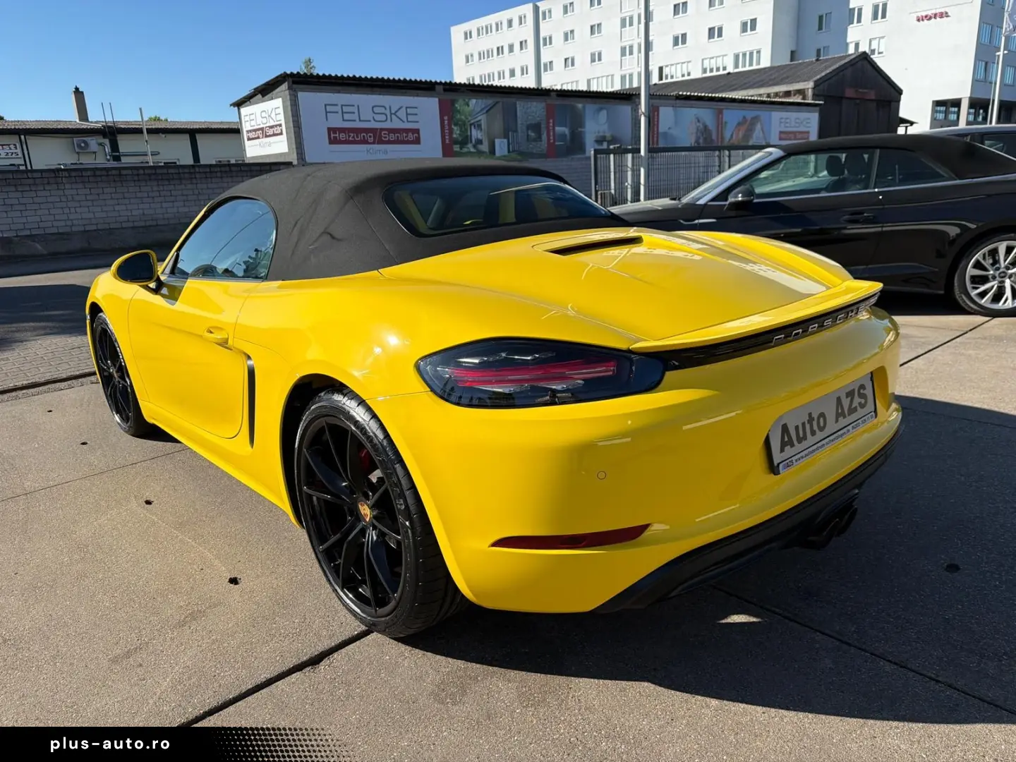PORSCHE 718 Boxster S Cabrio 1.HAND BOSE NAVI LED