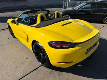 PORSCHE 718 Boxster S Cabrio 1.HAND BOSE NAVI LED