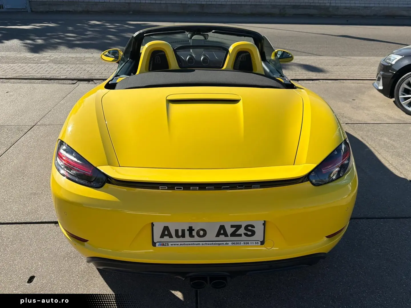 PORSCHE 718 Boxster S Cabrio 1.HAND BOSE NAVI LED