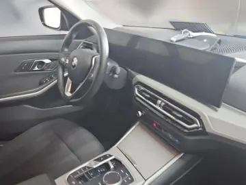 BMW 320d Limo xDrive Shadow-Line