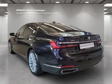 BMW 740d xDrive Standheizung Massage AHK Harman K