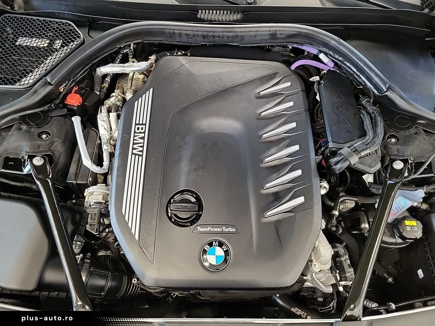 BMW 740d xDrive Standheizung Massage AHK Harman K