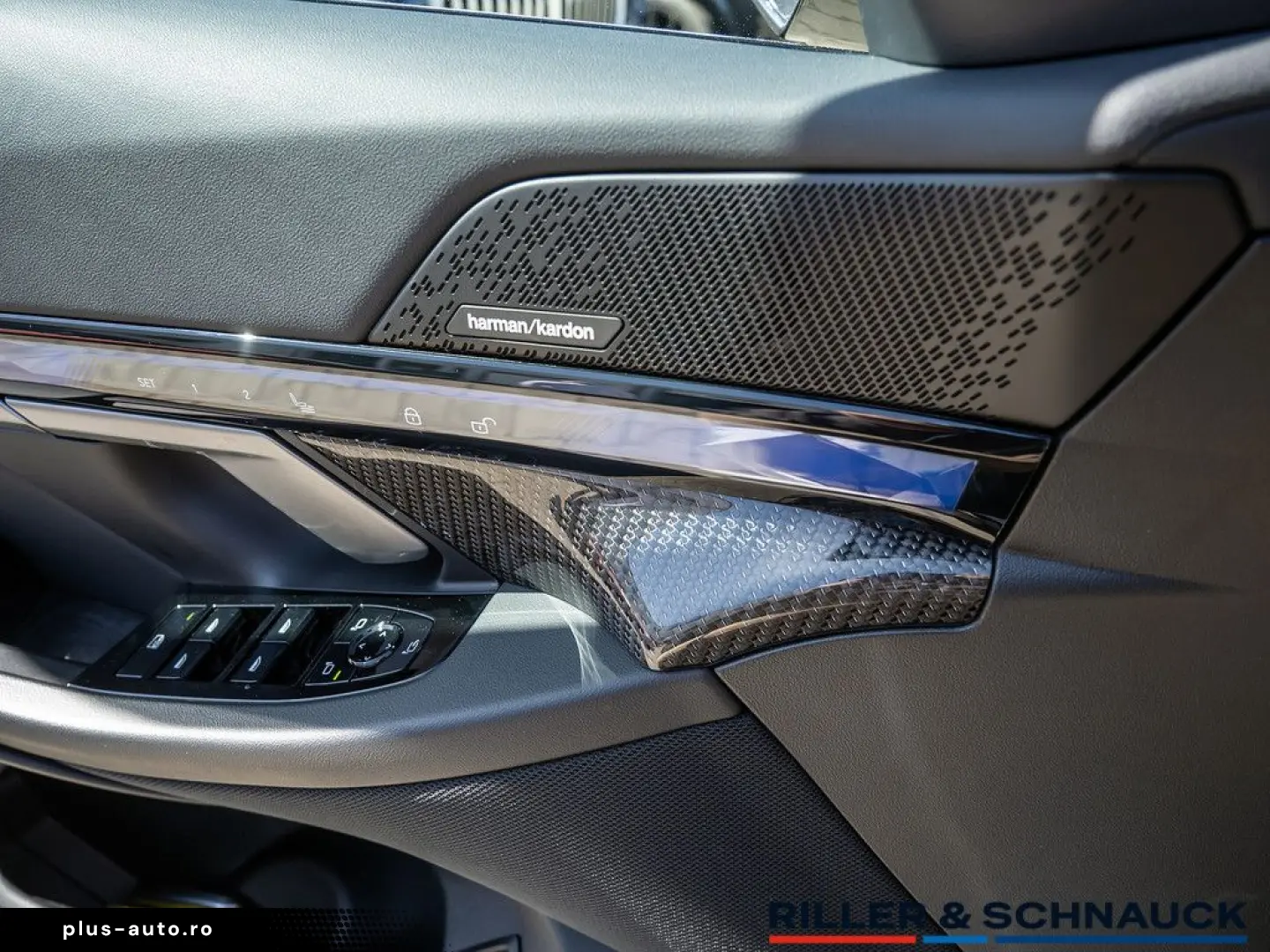 BMW 520i M-Sport H K ACC HUD SITZBELÜFTUNG PANO 360