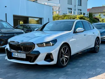 BMW 520d Limo M-Sport 360  PANO ICONIC HARMAN 20