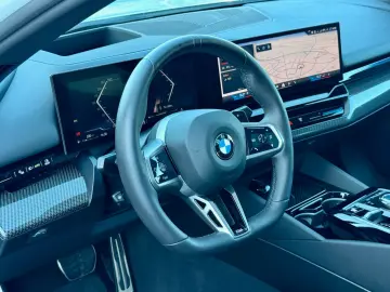 BMW 520d Limo M-Sport 360  PANO ICONIC HARMAN 20