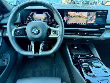 BMW 520d Limo M-Sport 360  PANO ICONIC HARMAN 20