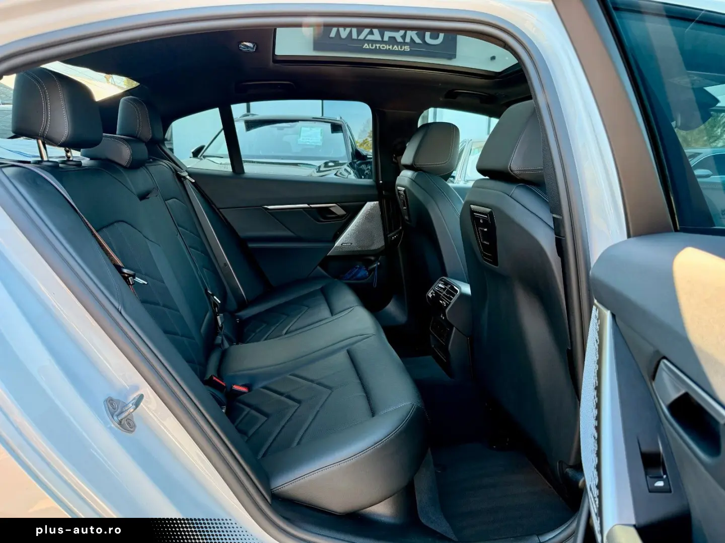 BMW 520d Limo M-Sport 360  PANO ICONIC HARMAN 20