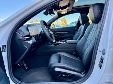 BMW 520d Limo M-Sport 360  PANO ICONIC HARMAN 20