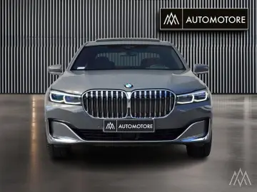 BMW 760Li XDrive 6.6L 585PS  V12 Excellence