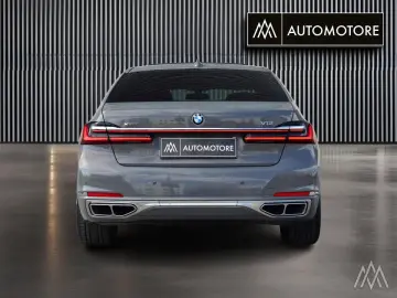 BMW 760Li XDrive 6.6L 585PS  V12 Excellence