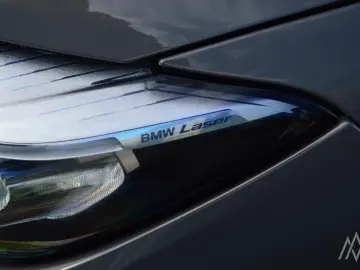 BMW 760Li XDrive 6.6L 585PS  V12 Excellence