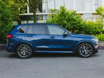 BMW X5 45e M Pachet