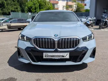 BMW 550e xDr.M Sport IntAktL.AutoBahnAss.M Sitze AHK