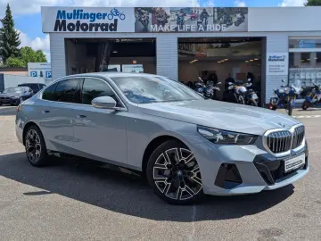 BMW 550e xDr.M Sport IntAktL.AutoBahnAss.M Sitze AHK