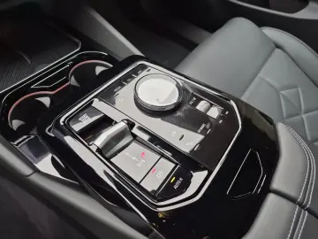 BMW 550e xDrive
