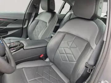BMW 550e xDrive