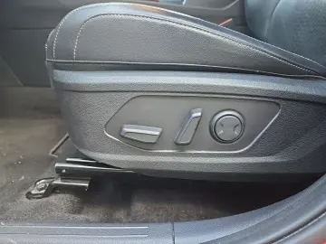 KIA Sportage 1.6 T-GDI mHEV Spirit 4WD AT