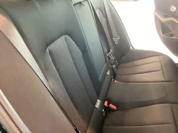 BMW 320d xDrive Limousine Advantage