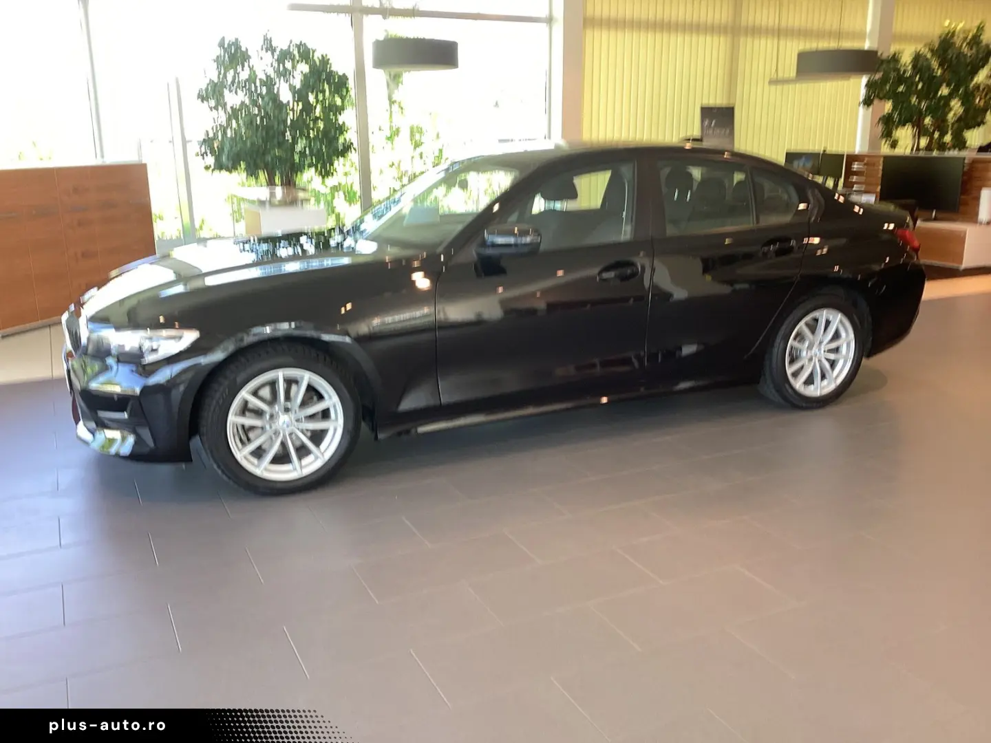 BMW 320d xDrive Limousine Advantage
