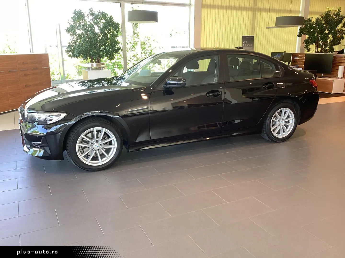 BMW 320d xDrive Limousine Advantage