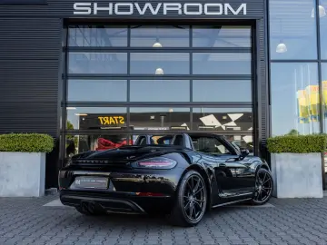 PORSCHE 718 Boxster 2.0 T  Sportuitlaat  PASM  Chrono  B