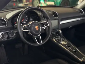 PORSCHE 718 Boxster 2.0  Bi-Xenon PASM Sport-Auspuff