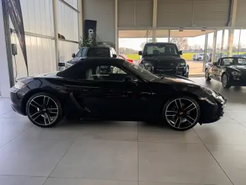 PORSCHE 718 Boxster 2.0  Bi-Xenon PASM Sport-Auspuff