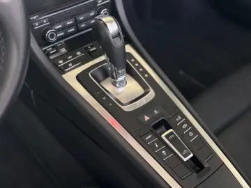 PORSCHE 718 Boxster 2.0  Bi-Xenon PASM Sport-Auspuff