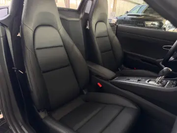 PORSCHE 718 Boxster 2.0  Bi-Xenon PASM Sport-Auspuff