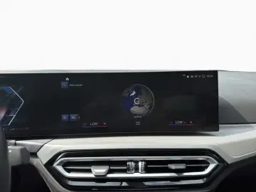 BMW 320d Limuzina  xDrive Automata