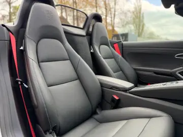 PORSCHE Boxster 718 Style Edition CHRONO KREIDE SITZB