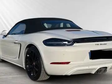 PORSCHE 718 Boxster Style Edition Burmester High-End