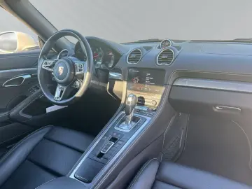 PORSCHE 718 Boxster Style Edition Burmester High-End