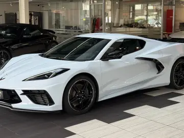 CORVETTE C8 Coupe Stingray 2LT  Targa LIFT HuD Dt.Fzg