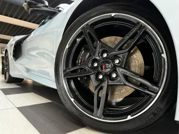 CORVETTE C8 Coupe Stingray 2LT  Targa LIFT HuD Dt.Fzg