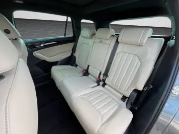SKODA Kodiaq 2.0 TDI L&K Navi  DCC  Pano  AHK  Canton
