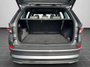 SKODA Kodiaq 2.0 TDI L&K Navi  DCC  Pano  AHK  Canton
