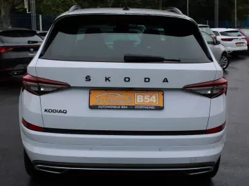 SKODA Kodiaq Sportline NAVI 1 HAND KAM LED HEAD-UP