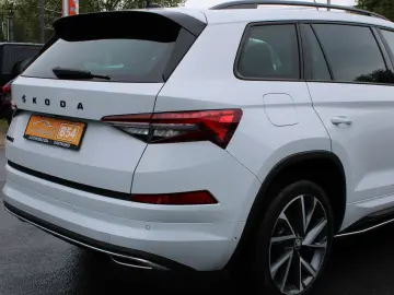 SKODA Kodiaq Sportline NAVI 1 HAND KAM LED HEAD-UP
