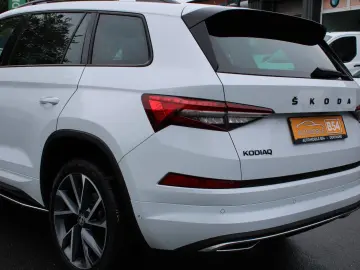 SKODA Kodiaq Sportline NAVI 1 HAND KAM LED HEAD-UP