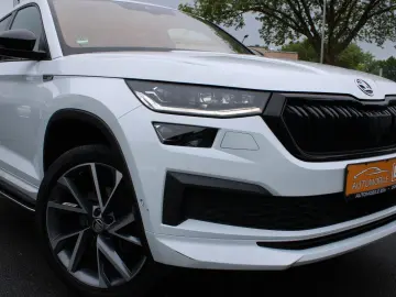 SKODA Kodiaq Sportline NAVI 1 HAND KAM LED HEAD-UP