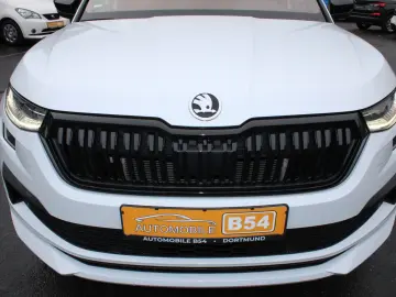 SKODA Kodiaq Sportline NAVI 1 HAND KAM LED HEAD-UP