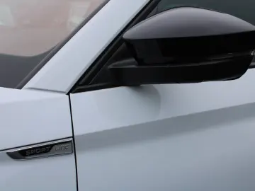 SKODA Kodiaq Sportline NAVI 1 HAND KAM LED HEAD-UP