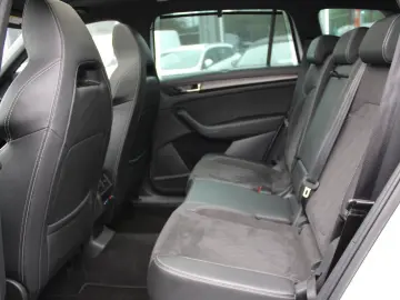 SKODA Kodiaq Sportline NAVI 1 HAND KAM LED HEAD-UP