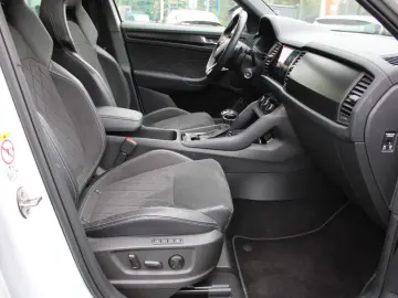 SKODA Kodiaq Sportline NAVI 1 HAND KAM LED HEAD-UP