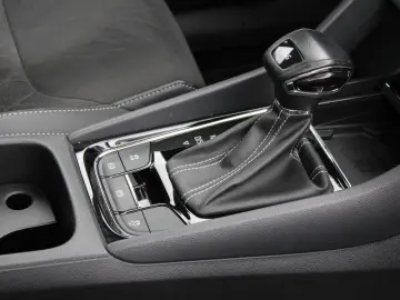 SKODA Kodiaq Sportline NAVI 1 HAND KAM LED HEAD-UP