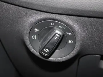 SKODA Kodiaq Sportline NAVI 1 HAND KAM LED HEAD-UP