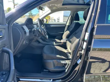 SKODA Kodiaq 2.0TDI Tour4x4 AID MTRX SIDE PANO 360 19