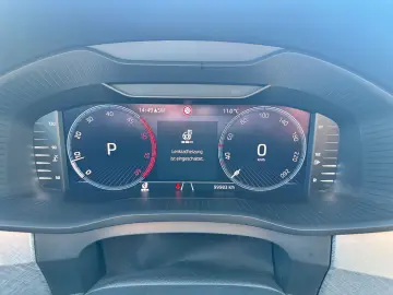 SKODA Kodiaq 2.0TDI Tour4x4 AID MTRX SIDE PANO 360 19