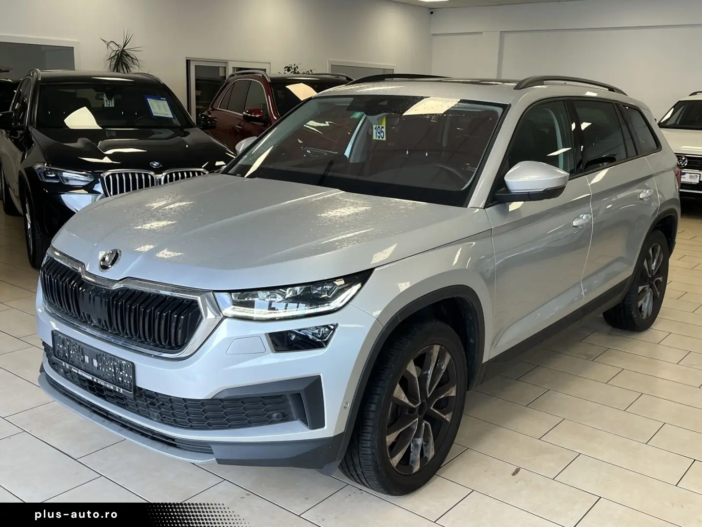 SKODA Kodiaq Tour S-Dach 360 Cam CarPlay 4xSHZ Navi 1H